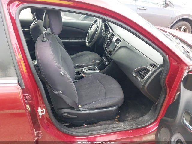 2013 Chrysler 200 Lx მანქანა იყიდება აუქციონზე, vin: 1C3CCBAB5DN646650, აუქციონის ნომერი: 45993778