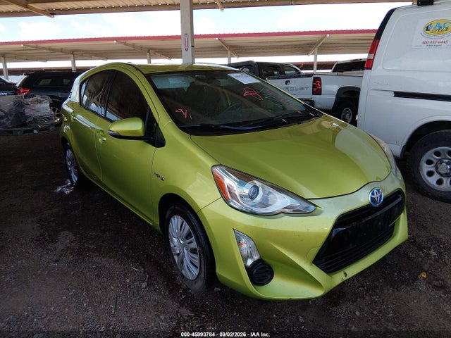 45993784 :رقم المزاد ، JTDKDTB3XF1101667 vin ، 2015 Toyota Prius C Two مزاد بيع