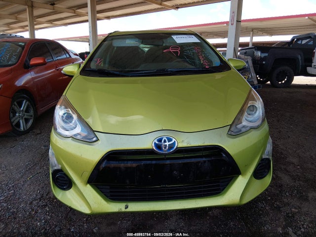 45993784 :رقم المزاد ، JTDKDTB3XF1101667 vin ، 2015 Toyota Prius C Two مزاد بيع