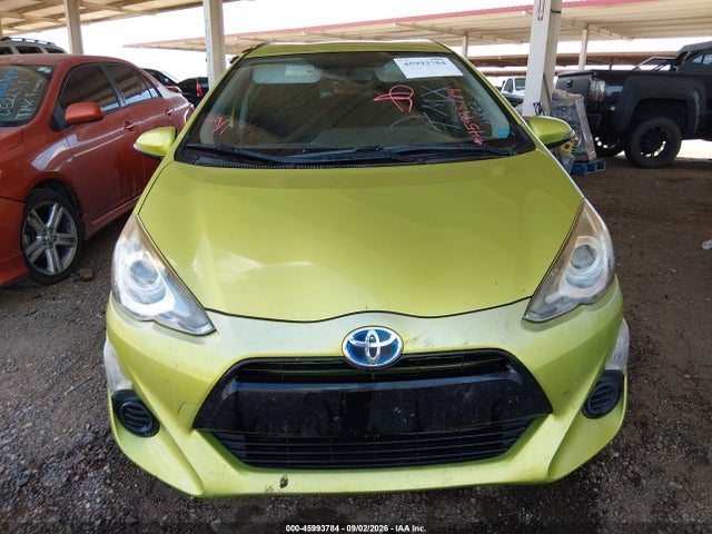 45993784 :رقم المزاد ، JTDKDTB3XF1101667 vin ، 2015 Toyota Prius C Two مزاد بيع