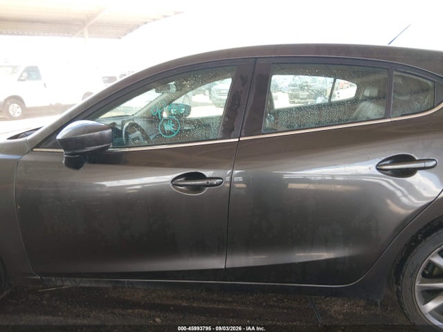 2018 Mazda Mazda3 Touring მანქანა იყიდება აუქციონზე, vin: 3MZBN1L30JM226346, აუქციონის ნომერი: 45993795