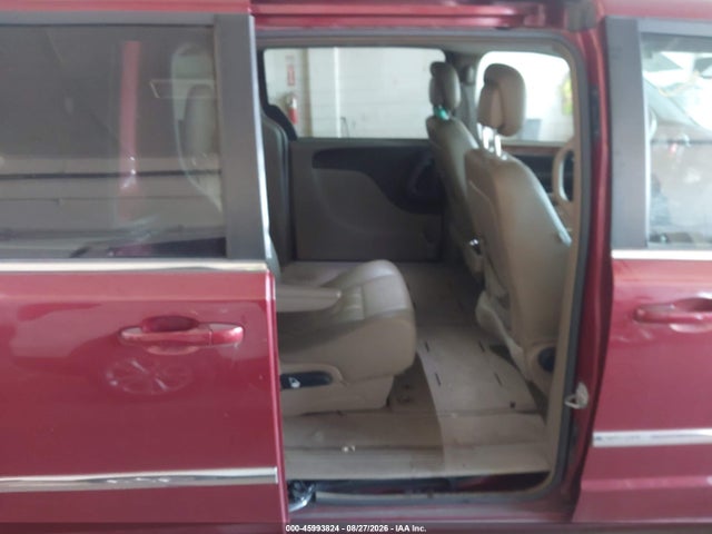 45993824 :رقم المزاد ، 2C4RC1BGXGR300062 vin ، 2016 Chrysler Town & Country Touring مزاد بيع