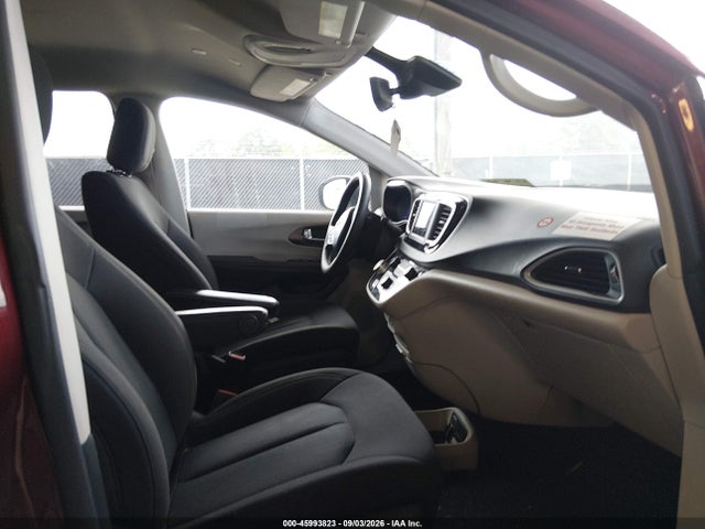 Продажа на аукционе авто 2021 Chrysler Voyager L, vin: 2C4RC1AG0MR546275, номер лота: 45993823