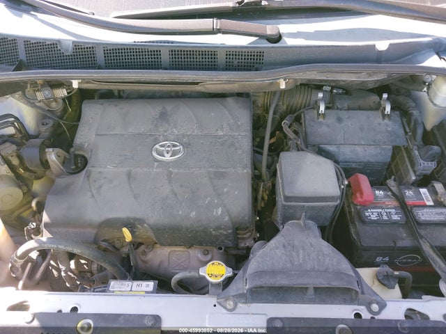 5TDYK3DC5FS597347 Toyota Sienna Xle Premium 8 Passenger