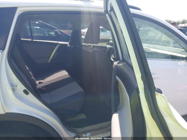45993860 :رقم المزاد ، JTMBFREV6FD173555 vin ، 2015 Toyota Rav4 Le مزاد بيع