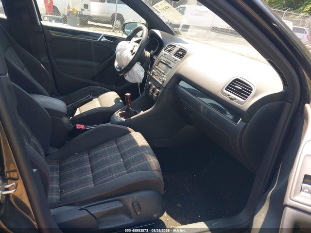 Продажа на аукционе авто 2013 Volkswagen Gti 4-door, vin: WVWGD7AJ0DW123514, номер лота: 45993873