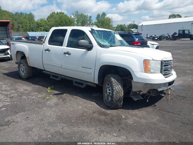 45993874 :رقم المزاد ، 1GT120CG2EF175300 vin ، 2014 Gmc Sierra 2500hd Sle مزاد بيع