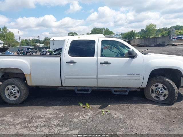 45993874 :رقم المزاد ، 1GT120CG2EF175300 vin ، 2014 Gmc Sierra 2500hd Sle مزاد بيع