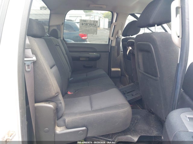 45993874 :رقم المزاد ، 1GT120CG2EF175300 vin ، 2014 Gmc Sierra 2500hd Sle مزاد بيع