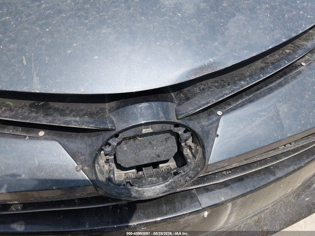 2018 Toyota Corolla Le მანქანა იყიდება აუქციონზე, vin: 5YFBURHE4JP812734, აუქციონის ნომერი: 45993897