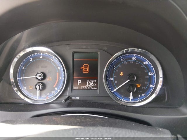 2018 Toyota Corolla Le მანქანა იყიდება აუქციონზე, vin: 5YFBURHE4JP812734, აუქციონის ნომერი: 45993897