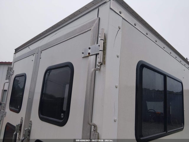 Auction sale of the 2016 Chevrolet Express Cutaway 3500, vin: 1GB0GRFG5G1318287, lot number: 45993903