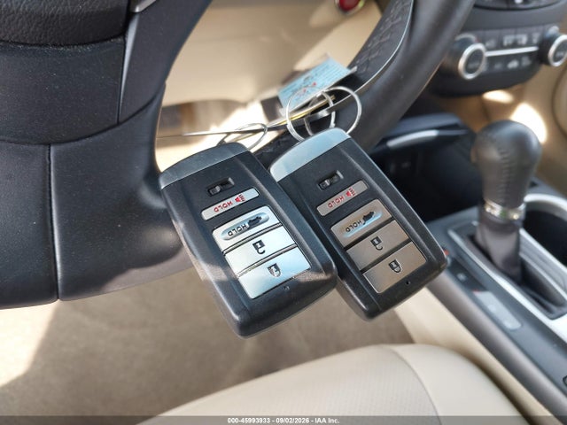 Продажа на аукционе авто 2016 Acura Rdx Technology   Acurawatch Plus Packages/technology Package, vin: 5J8TB4H59GL021342, номер лота: 45993933