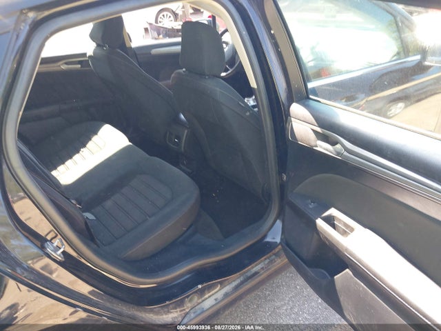 45993936 :رقم المزاد ، 3FA6P0HD5LR164965 vin ، 2020 Ford Fusion Se مزاد بيع