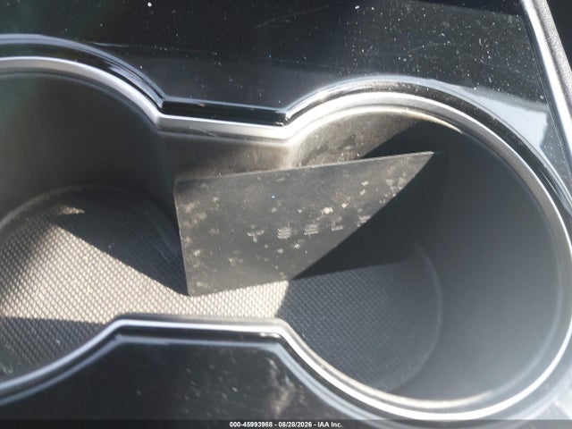 Продаж на аукціоні авто 2021 Tesla Model Y Long Range Dual Motor All-wheel Drive, vin: 5YJYGDEE5MF084575, номер лоту: 45993968