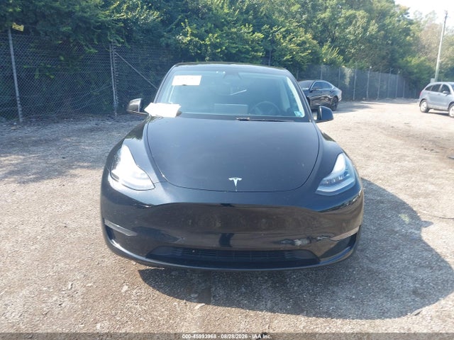 Продаж на аукціоні авто 2021 Tesla Model Y Long Range Dual Motor All-wheel Drive, vin: 5YJYGDEE5MF084575, номер лоту: 45993968