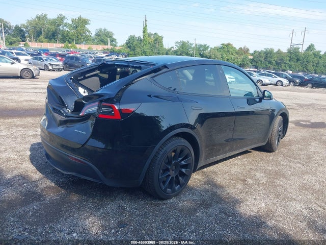Продаж на аукціоні авто 2021 Tesla Model Y Long Range Dual Motor All-wheel Drive, vin: 5YJYGDEE5MF084575, номер лоту: 45993968