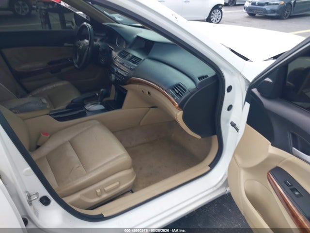2011 Honda Accord 2.4 Ex-l მანქანა იყიდება აუქციონზე, vin: 1HGCP2F88BA084522, აუქციონის ნომერი: 45993976