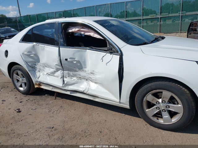 Продаж на аукціоні авто 2015 Chevrolet Malibu 1lt, vin: 1G11C5SL3FF128263, номер лоту: 45994017