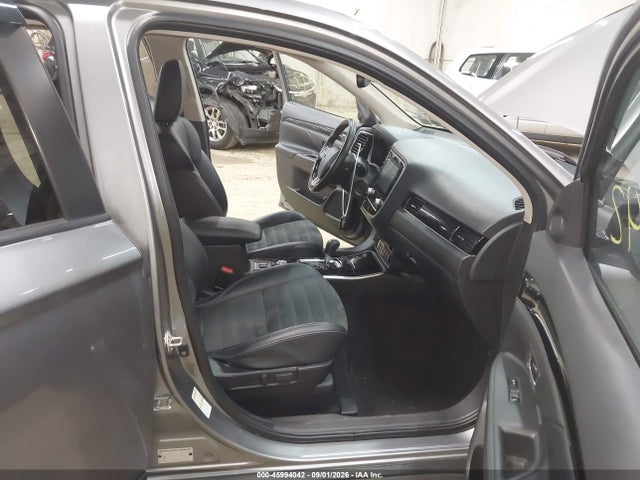 2020 Mitsubishi Outlander Es 2.4 S-awc/le 2.4 S-awc/se 2.4 S-awc/sel 2.4 S-awc/sp 2.4 S-awc მანქანა იყიდება აუქციონზე, vin: JA4AZ3A32LZ047187, აუქციონის ნომერი: 45994042