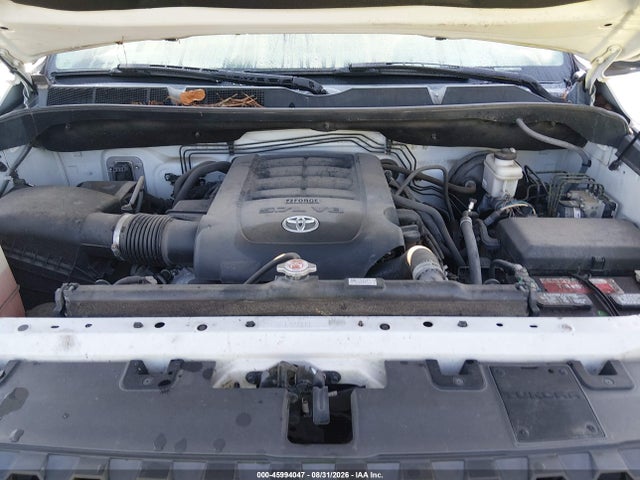 Aukcja sprzedaży 2019 Toyota Tundra Sr5 5.7l V8, vin: 5TFDW5F11KX810938, numer aukcji: 45994047