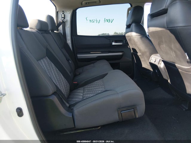 Aukcja sprzedaży 2019 Toyota Tundra Sr5 5.7l V8, vin: 5TFDW5F11KX810938, numer aukcji: 45994047