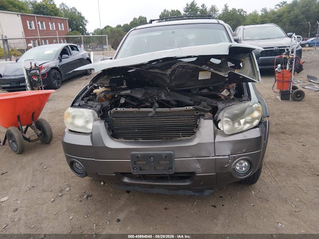 2006 Ford Escape Xlt მანქანა იყიდება აუქციონზე, vin: 1FMCU93106KA97980, აუქციონის ნომერი: 45994048