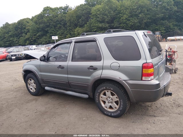 2006 Ford Escape Xlt მანქანა იყიდება აუქციონზე, vin: 1FMCU93106KA97980, აუქციონის ნომერი: 45994048