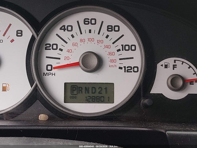 2006 Ford Escape Xlt მანქანა იყიდება აუქციონზე, vin: 1FMCU93106KA97980, აუქციონის ნომერი: 45994048