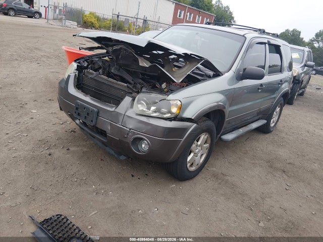 2006 Ford Escape Xlt მანქანა იყიდება აუქციონზე, vin: 1FMCU93106KA97980, აუქციონის ნომერი: 45994048