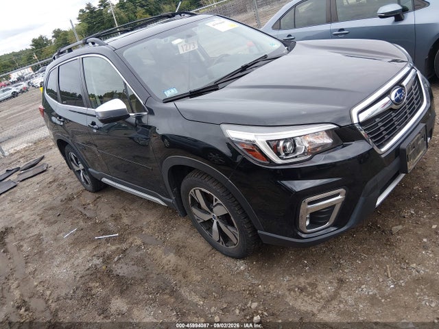2020 Subaru Forester Touring მანქანა იყიდება აუქციონზე, vin: JF2SKAXC2LH425428, აუქციონის ნომერი: 45994087