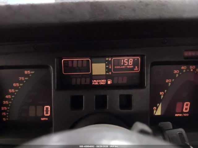 1988 Chevrolet Corvette მანქანა იყიდება აუქციონზე, vin: 1G1YY3185J5120505, აუქციონის ნომერი: 45994092