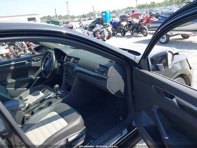 Продажа на аукционе авто 2018 Volkswagen Passat 3.6l V6 Gt, vin: 1VWJM7A35JC037729, номер лота: 45994095