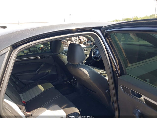 Продажа на аукционе авто 2018 Volkswagen Passat 3.6l V6 Gt, vin: 1VWJM7A35JC037729, номер лота: 45994095