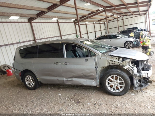 45994157 :رقم المزاد ، 2C4RC1FG3LR171909 vin ، 2020 Chrysler Pacifica Touring مزاد بيع