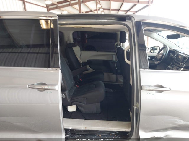 45994157 :رقم المزاد ، 2C4RC1FG3LR171909 vin ، 2020 Chrysler Pacifica Touring مزاد بيع