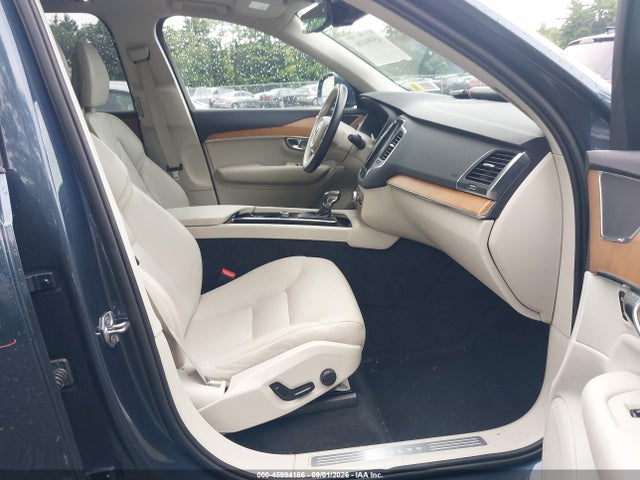 45994186 :رقم المزاد ، YV4102PK5M1742074 vin ، 2021 Volvo Xc90 T5 Momentum 7 Passenger مزاد بيع