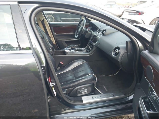 Продажа на аукционе авто 2013 Jaguar Xj Xjl Portfolio, vin: SAJWJ2GD3D8V45615, номер лота: 45994198