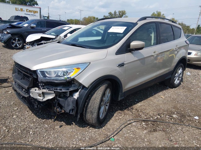 Продажа на аукционе авто 2017 Ford Escape Se, vin: 1FMCU0GD7HUD65396, номер лота: 45994215