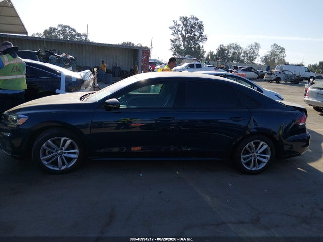 2021 Volkswagen Passat 2.0t S მანქანა იყიდება აუქციონზე, vin: 1VWAA7A37MC018418, აუქციონის ნომერი: 45994217