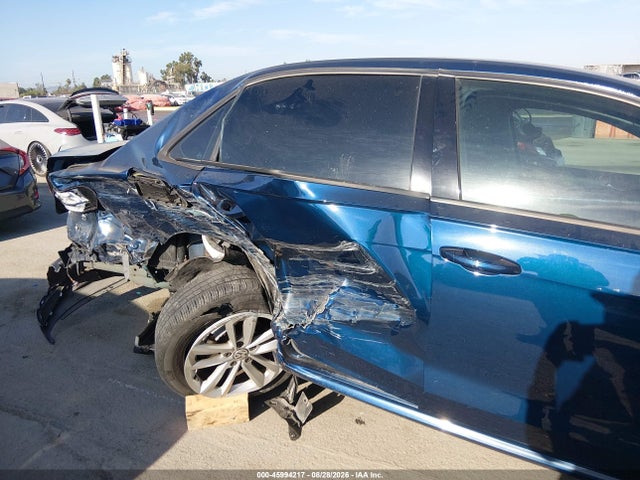 2021 Volkswagen Passat 2.0t S მანქანა იყიდება აუქციონზე, vin: 1VWAA7A37MC018418, აუქციონის ნომერი: 45994217
