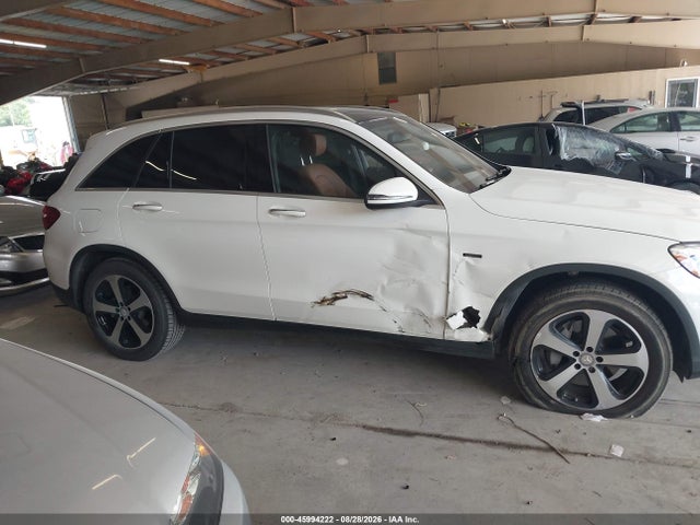 Aukcja sprzedaży 2016 Mercedes-benz Glc 300 4matic, vin: WDC0G4KB9GF027538, numer aukcji: 45994222