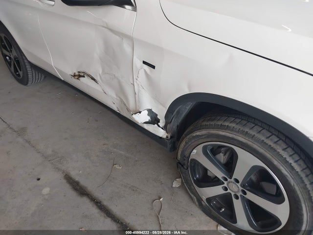 Aukcja sprzedaży 2016 Mercedes-benz Glc 300 4matic, vin: WDC0G4KB9GF027538, numer aukcji: 45994222
