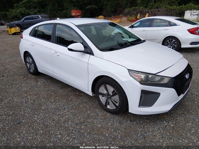 2018 Hyundai Ioniq Hybrid Blue მანქანა იყიდება აუქციონზე, vin: KMHC65LC2JU075786, აუქციონის ნომერი: 45994249