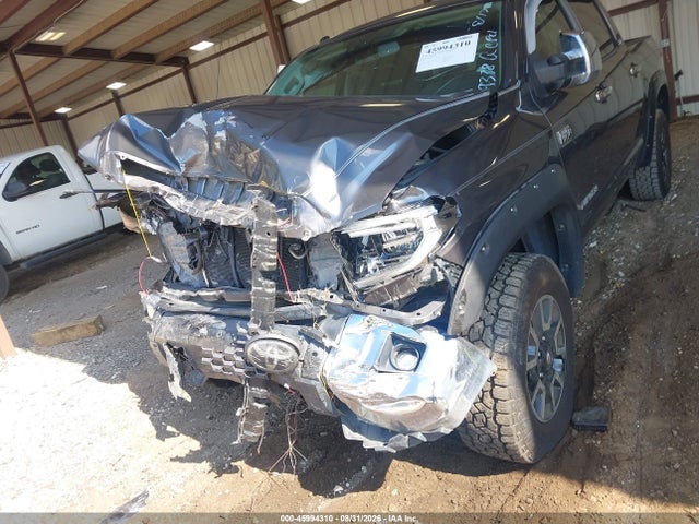 2018 Toyota Tundra Sr5 5.7l V8 მანქანა იყიდება აუქციონზე, vin: 5TFDW5F13JX769338, აუქციონის ნომერი: 45994310