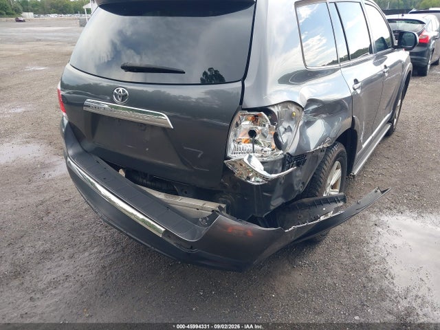 2011 Toyota Highlander მანქანა იყიდება აუქციონზე, vin: 5TDZA3EH5BS013928, აუქციონის ნომერი: 45994331