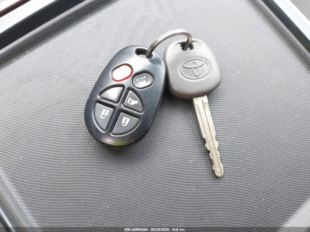 5TDYK3DC3ES494801 Toyota Sienna Xle V6 8 Passenger