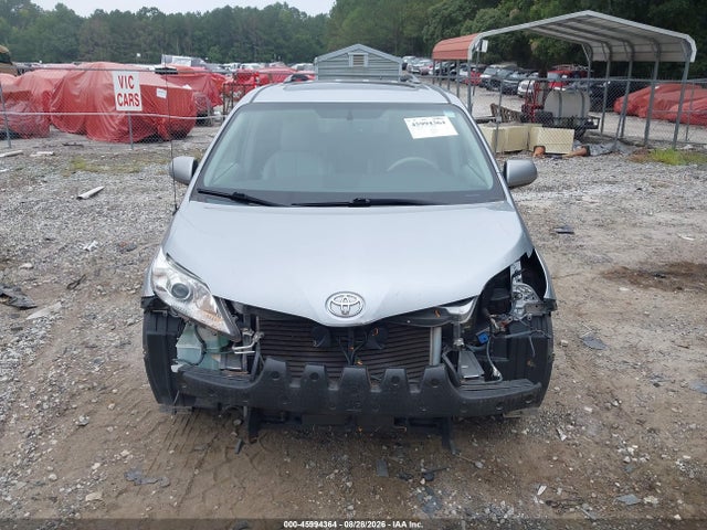 5TDYK3DC3ES494801 Toyota Sienna Xle V6 8 Passenger