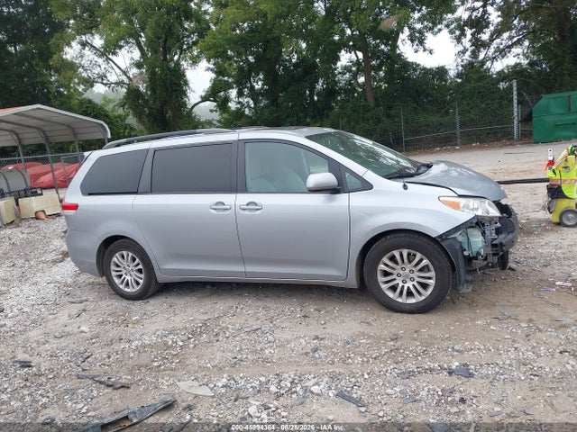 5TDYK3DC3ES494801 Toyota Sienna Xle V6 8 Passenger