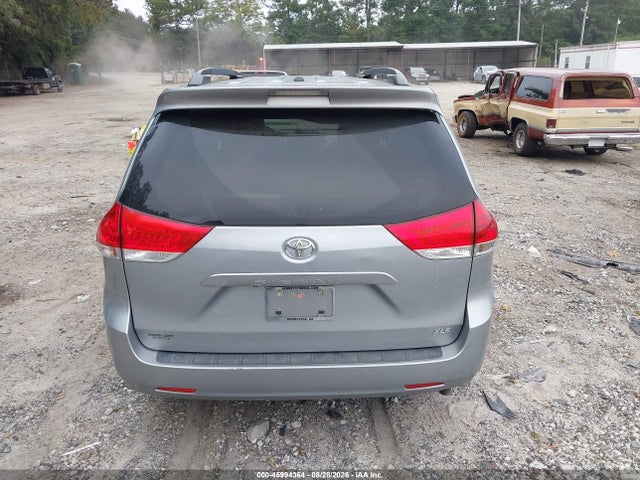 5TDYK3DC3ES494801 Toyota Sienna Xle V6 8 Passenger